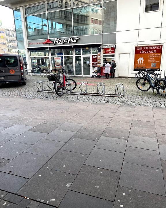 Pizza Hut Bielefeld, Jahnplatz